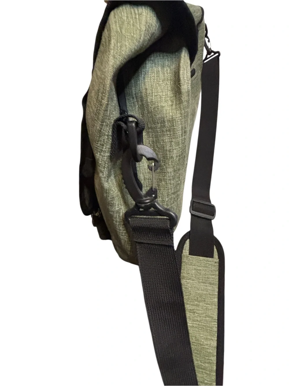 Body Glove Green Messenger Bag | Adjustable Crossbody Travel Bag